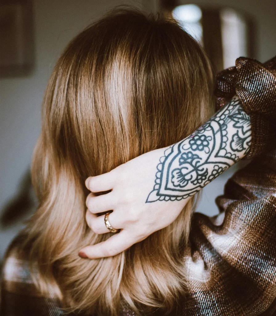 Hand-Tied Hair Extensions